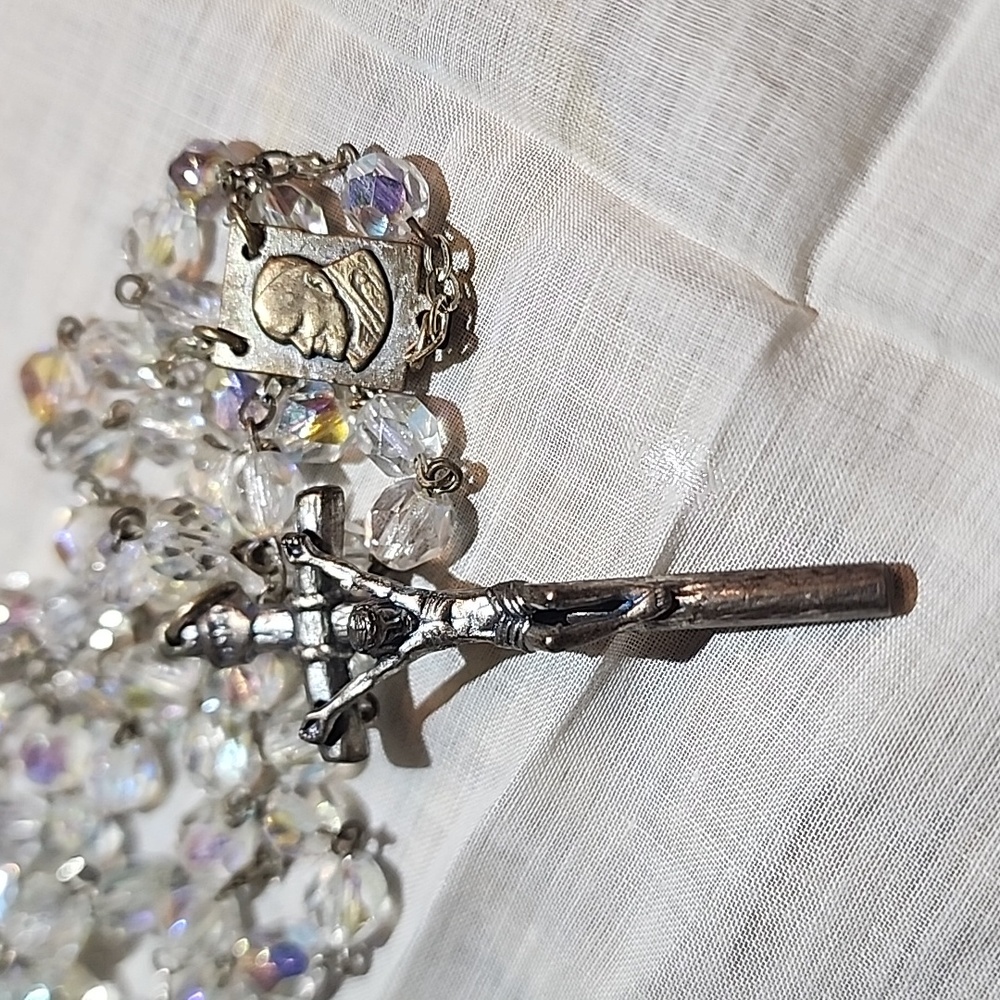 Vintage AB Faceted Glass Bead Rosary John Paul II Charm Silver Toned Cross